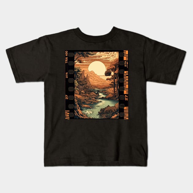 Mountain Z Vintage Kids T-Shirt by gibah